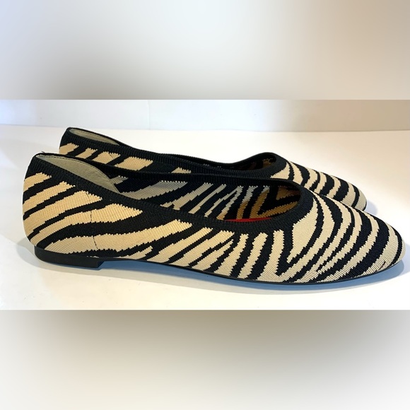 Antonio Melani Briissaa-A Black Tan Zebra Knit Flats Sz 11M - Picture 2 of 10
